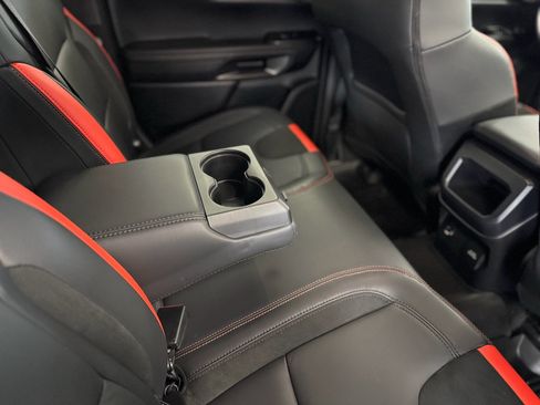 Used 2025 Ford Ranger Raptor image 37