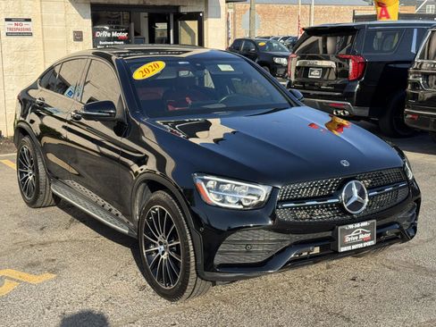 Used 2020 Mercedes-Benz GLC 300 4MATIC Coupe image 13