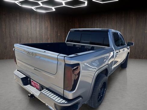 Used 2020 GMC Sierra 1500 AT4 w/ AT4 Premium Package AWD/4WD image 5