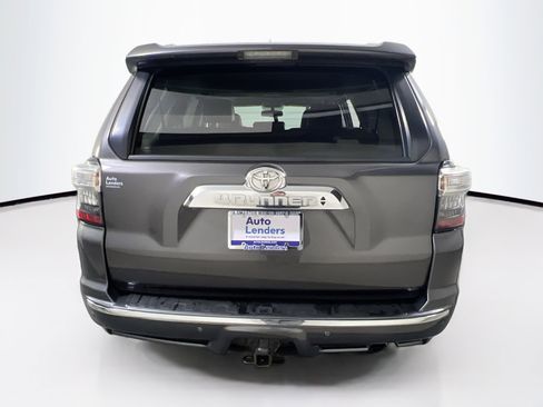 Used 2016 Toyota 4Runner Limited image 6