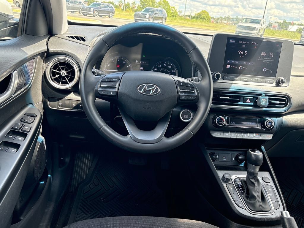 Used 2022 Hyundai Kona SEL w/ Convenience Package FWD image 26