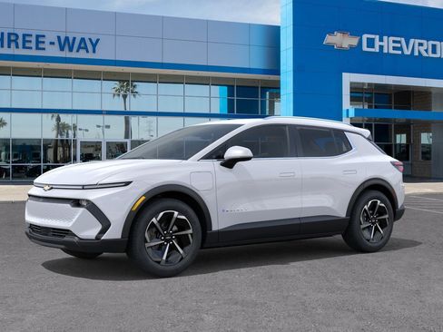 New 2026 Chevrolet Equinox EV LT FWD image 2