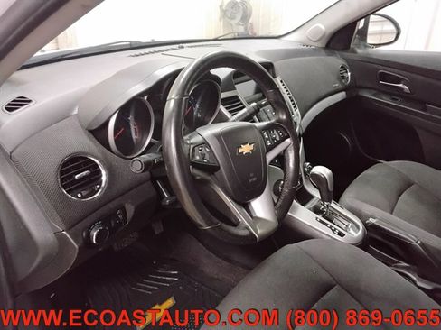 Used 2012 Chevrolet Cruze LT FWD image 11