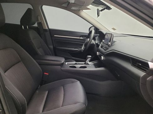 Used 2022 Nissan Altima 2.5 SV FWD image 21