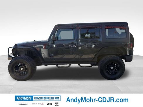 Used 2016 Jeep Wrangler Unlimited Rubicon w/ Connectivity Group AWD/4WD image 4