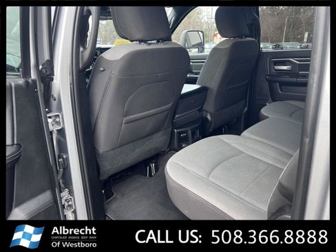 Used 2024 RAM 3500 Big Horn image 11