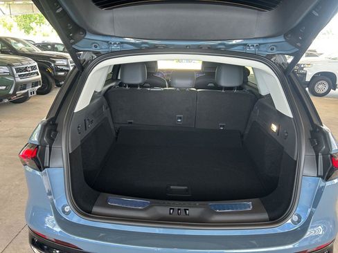 New 2026 Lincoln Nautilus Reserve AWD/4WD image 17