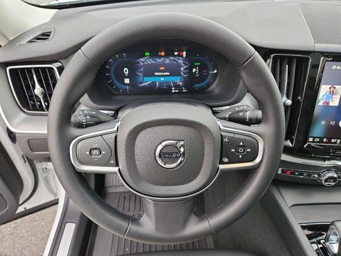 Used 2025 Volvo XC60 T8 Core w/ Protection Package Premier image 19