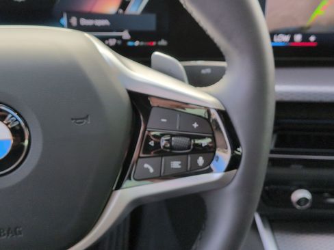 Used 2025 BMW 330i 330i w/ Convenience Package image 20