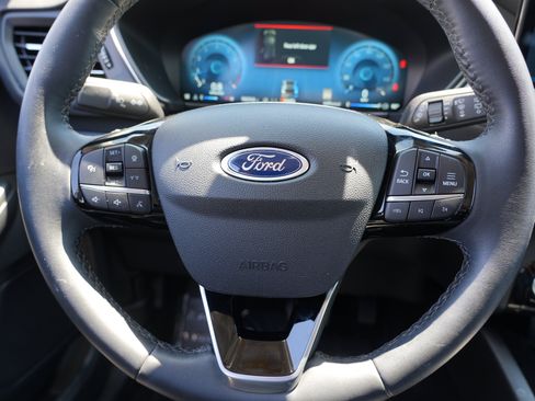 Used 2023 Ford Escape Platinum AWD/4WD image 24