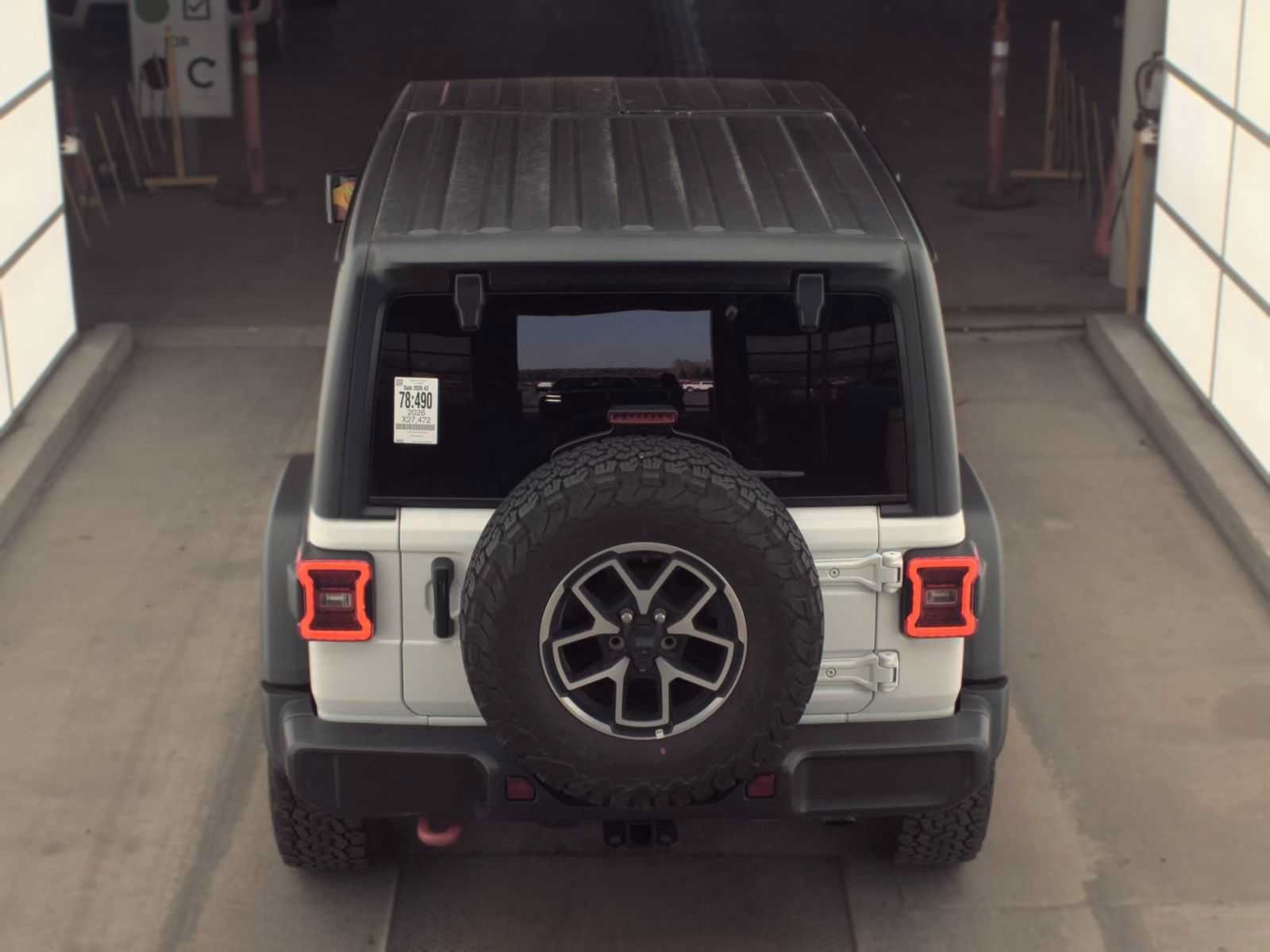 Used 2026 Jeep Wrangler Unlimited Rubicon AWD/4WD image 7