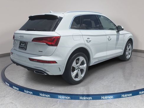 Used 2023 Audi Q5 2.0T Premium Plus w/ Premium Plus Package AWD/4WD image 6