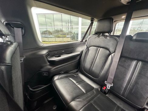 Used 2023 Jeep Wagoneer L Series II image 26