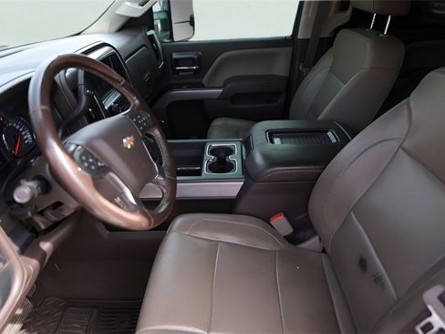 Used 2019 Chevrolet Silverado 2500 LTZ w/ Duramax Plus Package image 12