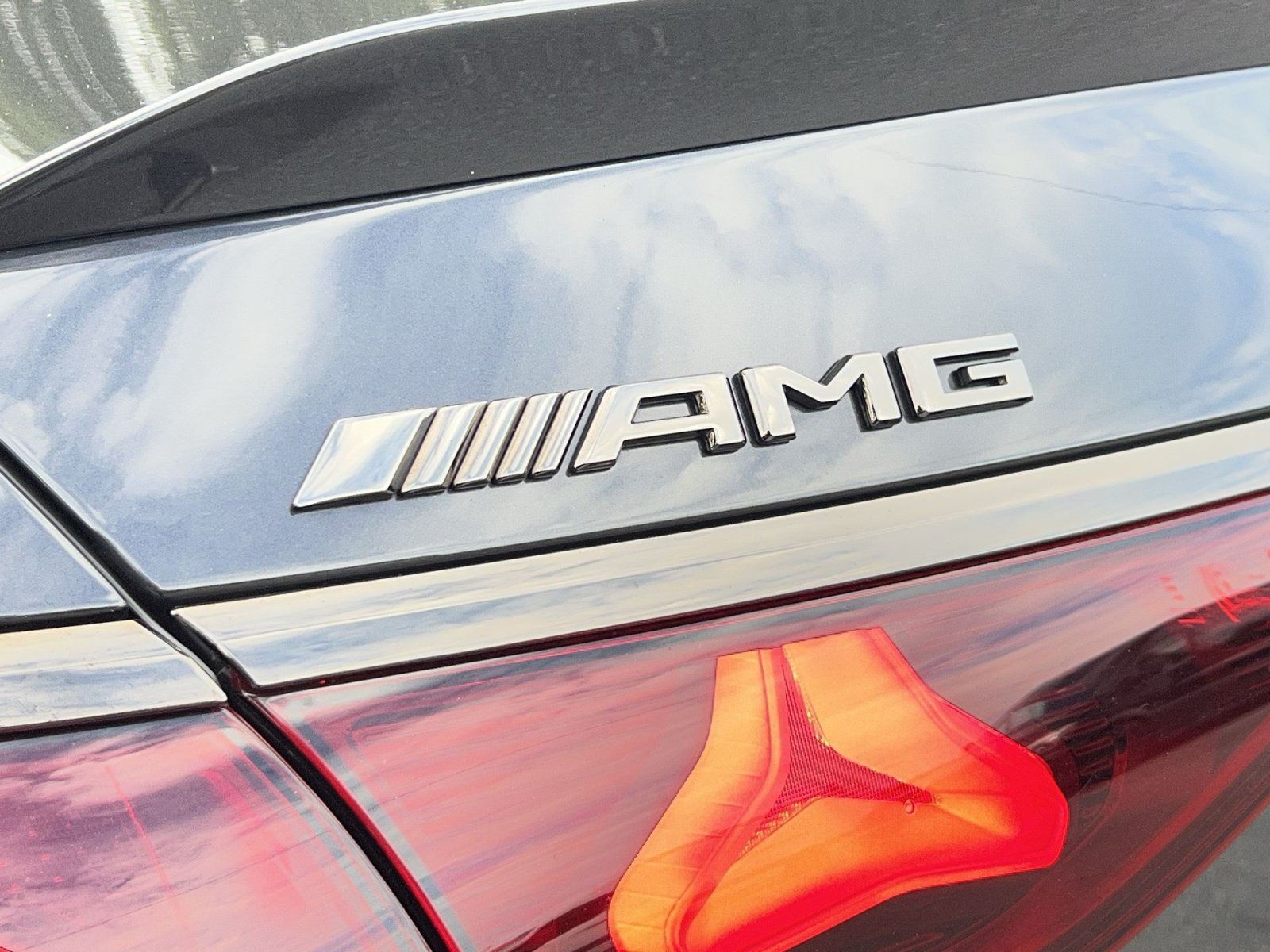 Certified 2025 Mercedes-Benz E 53 AMG e 4MATIC Sedan w/ Multicontour Seating Package image 37