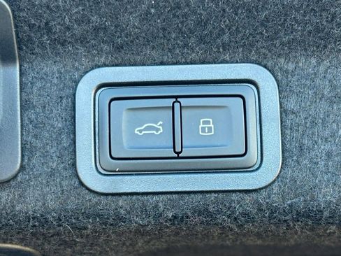 Used 2023 Audi A6 Premium Plus w/ Premium Plus Package image 64