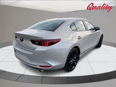Used 2025 MAZDA MAZDA3 s FWD image 3