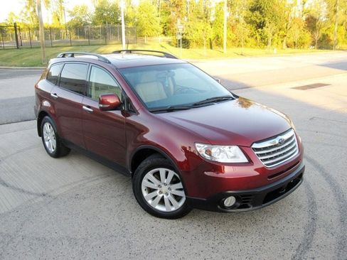 Used 2010 Subaru Tribeca Limited image 2