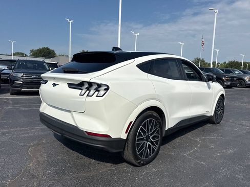 Used 2025 Ford Mustang Mach-E Premium AWD/4WD image 7
