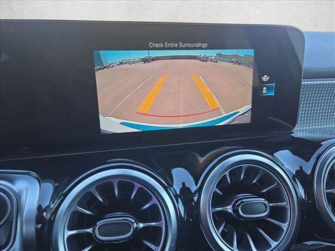 Certified 2023 Mercedes-Benz GLB 250 image 12