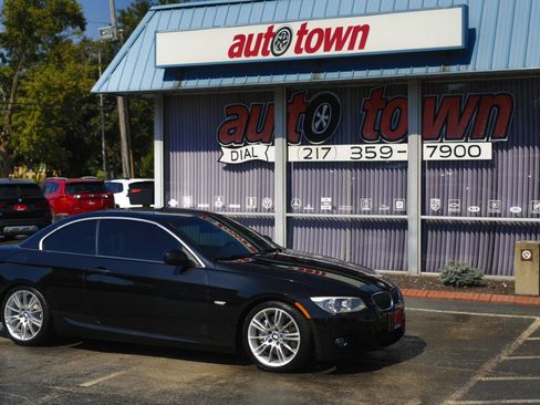 Used 2013 BMW 335i Convertible RWD image 24