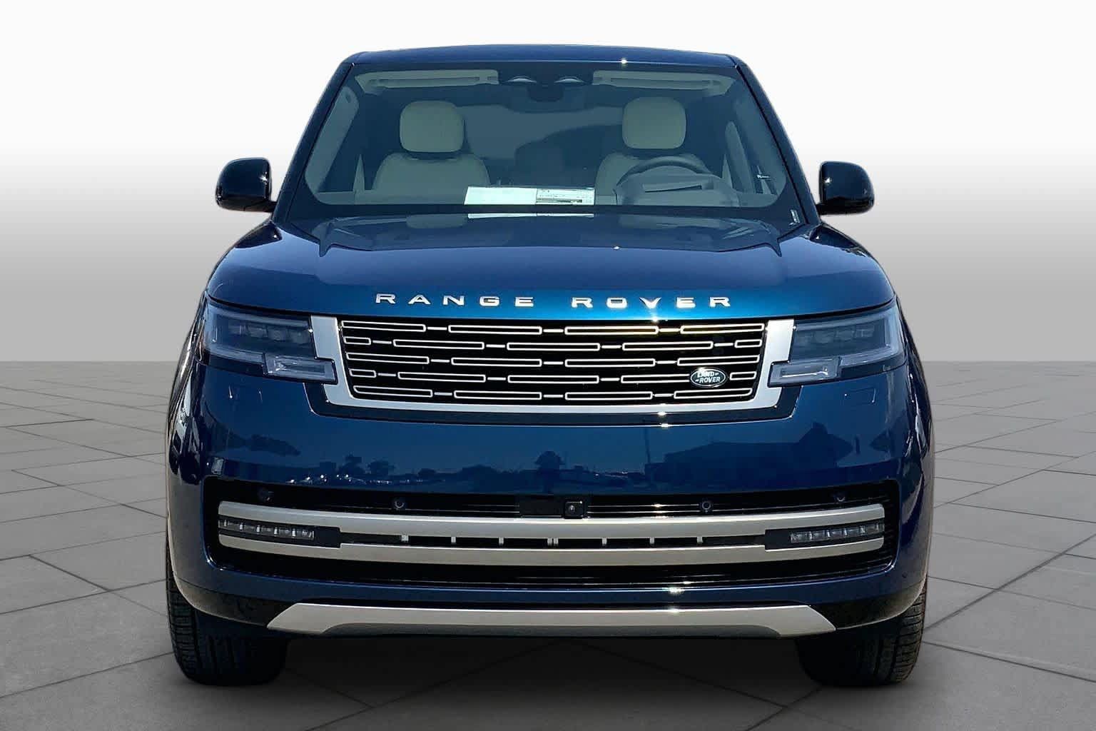New 2026 Land Rover Range Rover SE AWD/4WD image 3