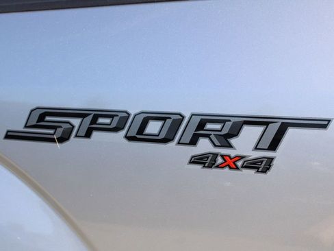 Used 2016 Ford F150 XLT w/ Equipment Group 302A Luxury image 11