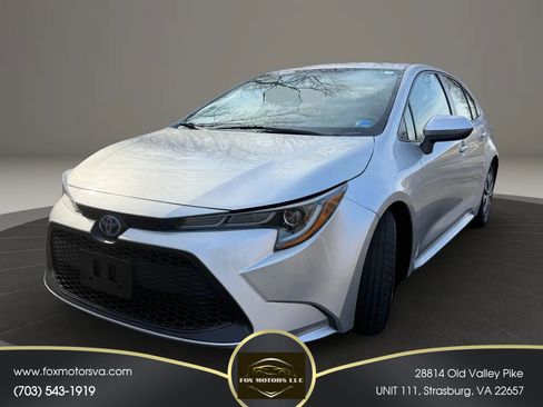 Used 2022 Toyota Corolla LE image 1
