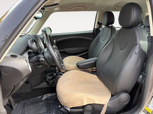 Used 2013 MINI Cooper Hardtop image 4