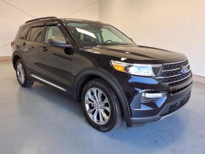 Certified 2023 Ford Explorer XLT w/ Equipment Group 202A
