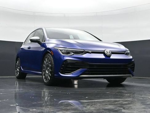 Used 2024 Volkswagen Golf R AWD/4WD image 44