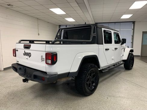 Used 2022 Jeep Gladiator Sport AWD/4WD image 8