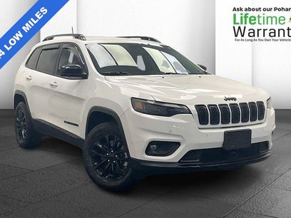 Used 2023 Jeep Cherokee Altitude Lux