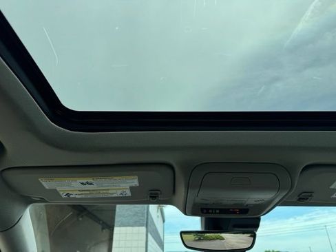 Used 2019 Cadillac XT4 Premium Luxury FWD image 17