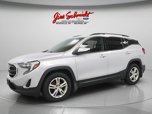 Used 2019 GMC Terrain SLE FWD image 2