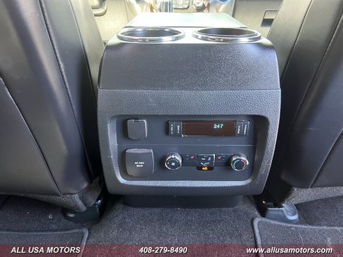 Used 2015 Ford Expedition Platinum AWD/4WD image 36