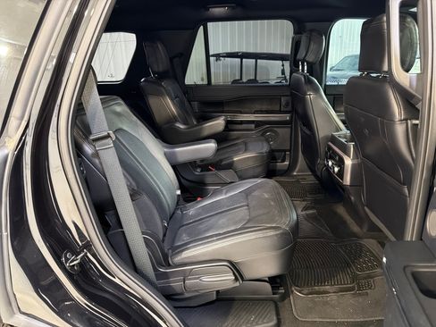 Used 2019 Ford Expedition Limited RWD image 13