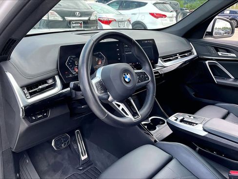 Used 2025 BMW X1 xDrive28i w/ M Sport Package image 16