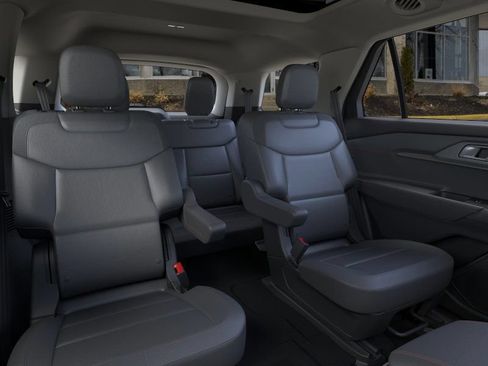 Used 2026 Ford Explorer Active w/ Active Comfort Package AWD/4WD image 13