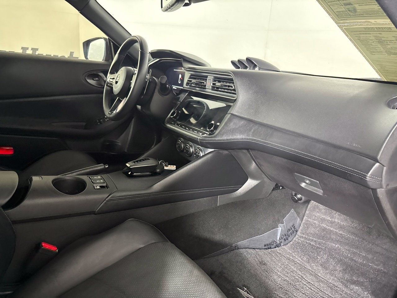 Used 2025 Nissan Z Performance w/ Floor Mat Package RWD image 23
