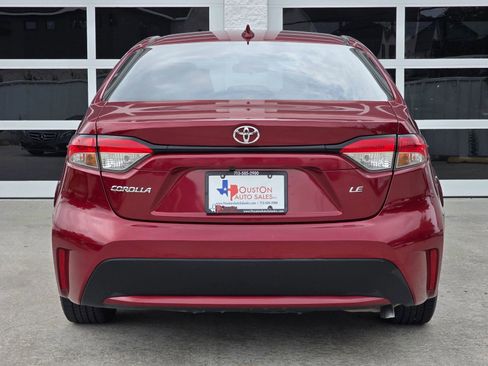 Used 2022 Toyota Corolla LE FWD image 6