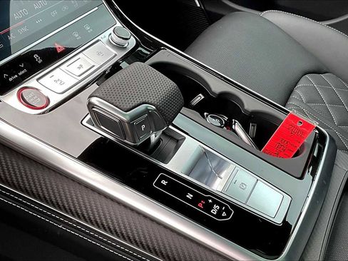New 2025 Audi SQ8 Prestige image 7