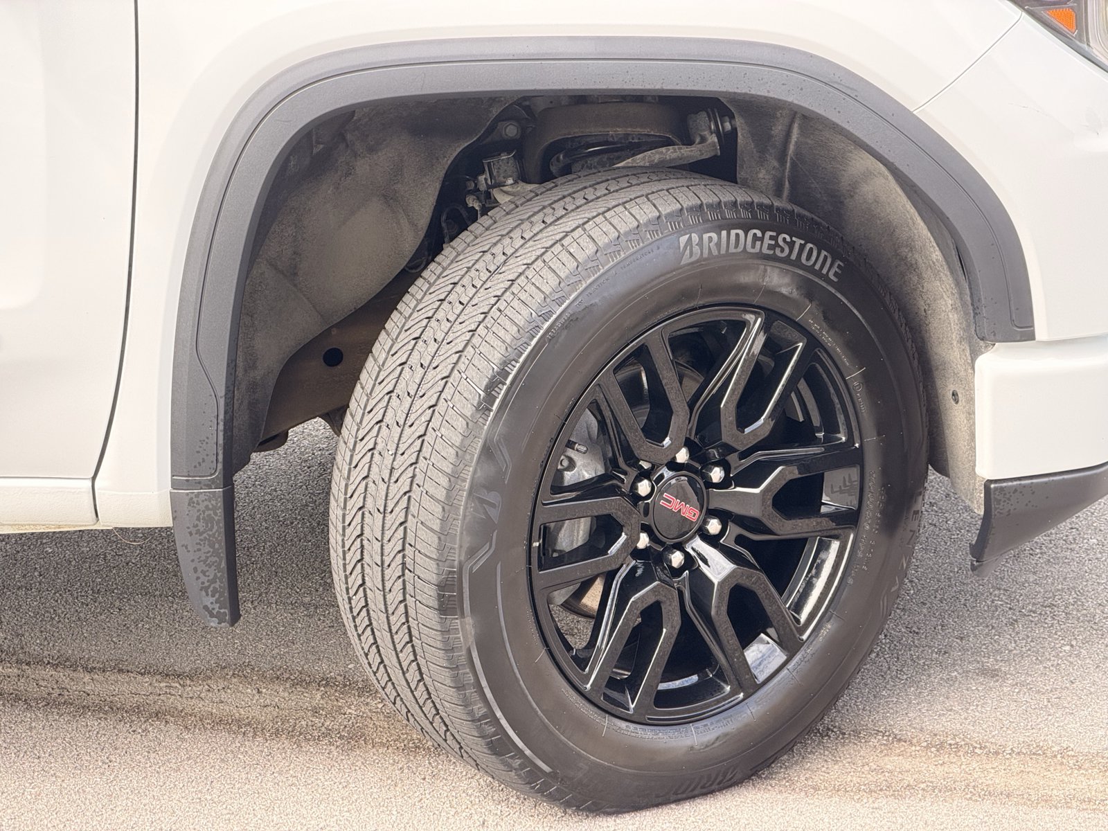 Used 2024 GMC Sierra 1500 Elevation AWD/4WD image 5