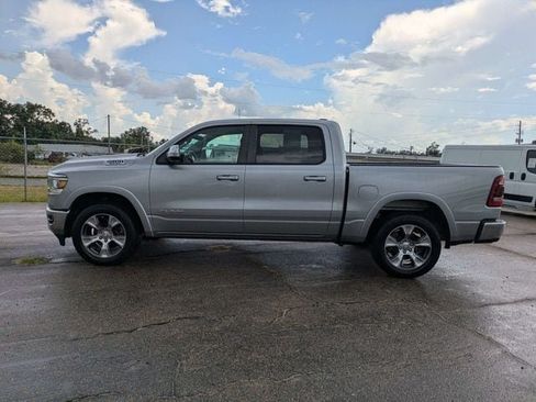 Used 2022 RAM 1500 Laramie AWD/4WD image 7