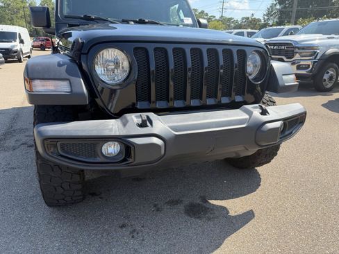 Used 2022 Jeep Wrangler Unlimited Sport AWD/4WD image 23