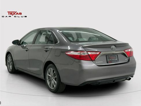 Used 2016 Toyota Camry SE image 7