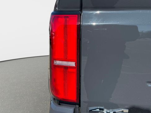 Used 2024 Toyota Tacoma SR5 image 9