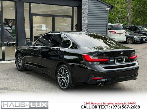 Used 2021 BMW 330i xDrive Sedan w/ Premium Package AWD/4WD image 16