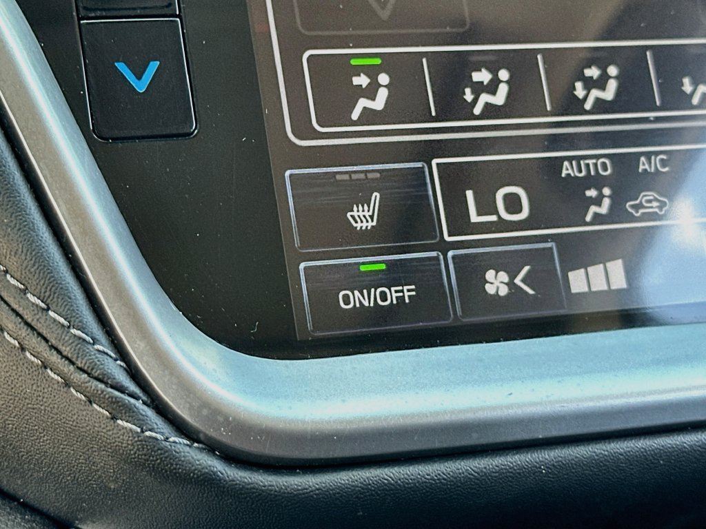 Used 2022 Subaru Outback Limited AWD/4WD image 21