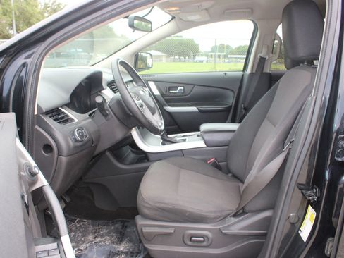 Used 2011 Ford Edge SEL FWD image 9